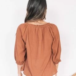 White Closet CLOTHING Elke Top - Chocolate