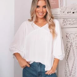 Spicy Sugar CLOTHING Janis Top - White