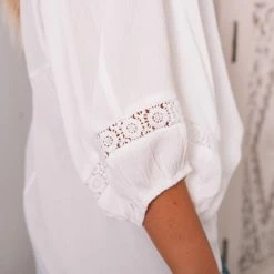 Spicy Sugar CLOTHING Janis Top - White