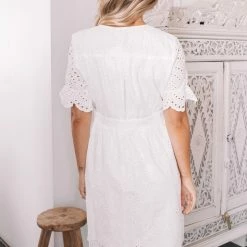 Esther & Co. CLOTHING Bela Dress - White Lace