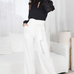 Spicy Sugar CLOTHING Adamia Blouse - Black