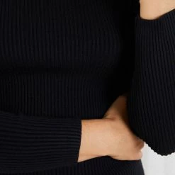 Red Berry Basa Knit Top - Black CLOTHING