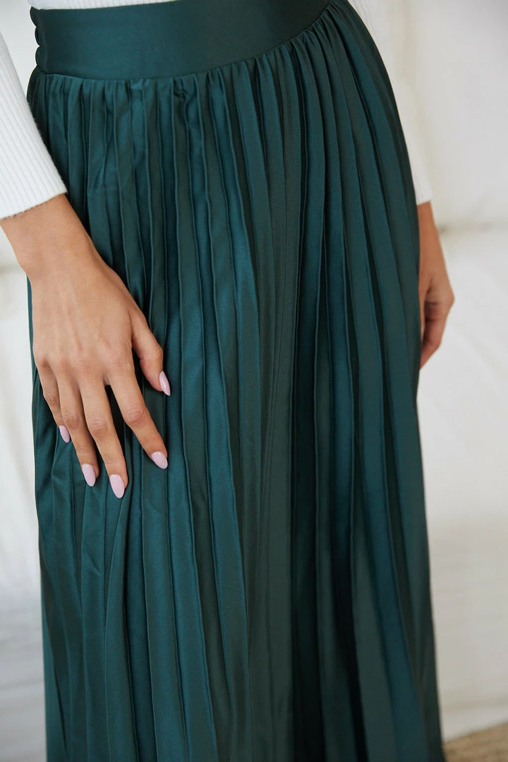 Dream House Celosia Skirt - Emerald 9 Dream House Celosia Skirt - Emerald