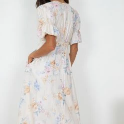 Desire CLOTHING Conchita Dress - Beige Floral