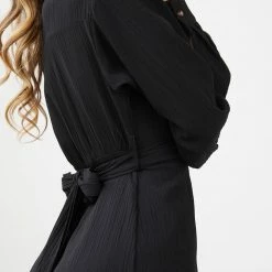 Desire Daniyah Dress - Black CLOTHING
