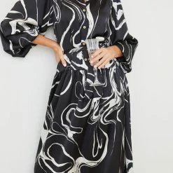 Spicy Sugar CLOTHING Frankelle Dress - Black Print