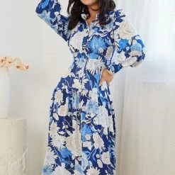 White Closet Gerdie Dress - Blue Floral