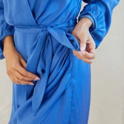 White Closet CLOTHING Hattila Dress - Blue