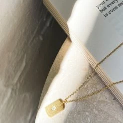 Jolie & Deen Hayley Necklace - Gold