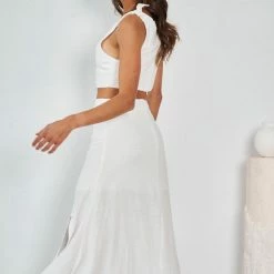 Desire CLOTHING Izzy Dress - White