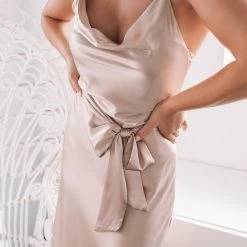 ESTHER & CO. Jessica Dress - Champagne