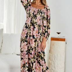 White Closet CLOTHING Karlie Dress - Black Floral