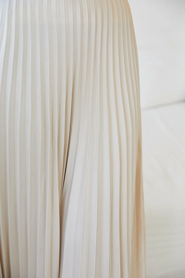 YH & Co (Chloe Yip) Kelaney Skirt - Champagne 9 YH & Co (Chloe Yip) Kelaney Skirt - Champagne