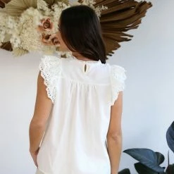 WeLove Fashion CLOTHING Freida Top - White