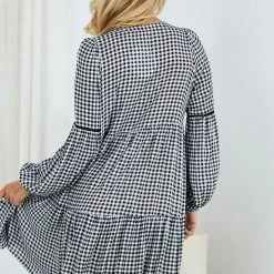 WeLove Fashion CLOTHING Ludmilla Dress - Black Print