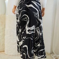 Spicy Sugar CLOTHING Naarah Skirt - Black Print