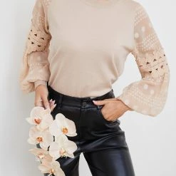 Style Box Tia Top - Beige