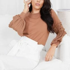 Style Box Tia Top - Camel