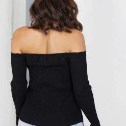 Pink Diamond Vien Knit Top - Black