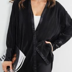 Style Box Yukina Shirt - Black CLOTHING 13 Style Box Yukina Shirt - Black CLOTHING