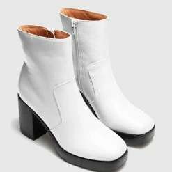 Cherrichella Prince Boot White